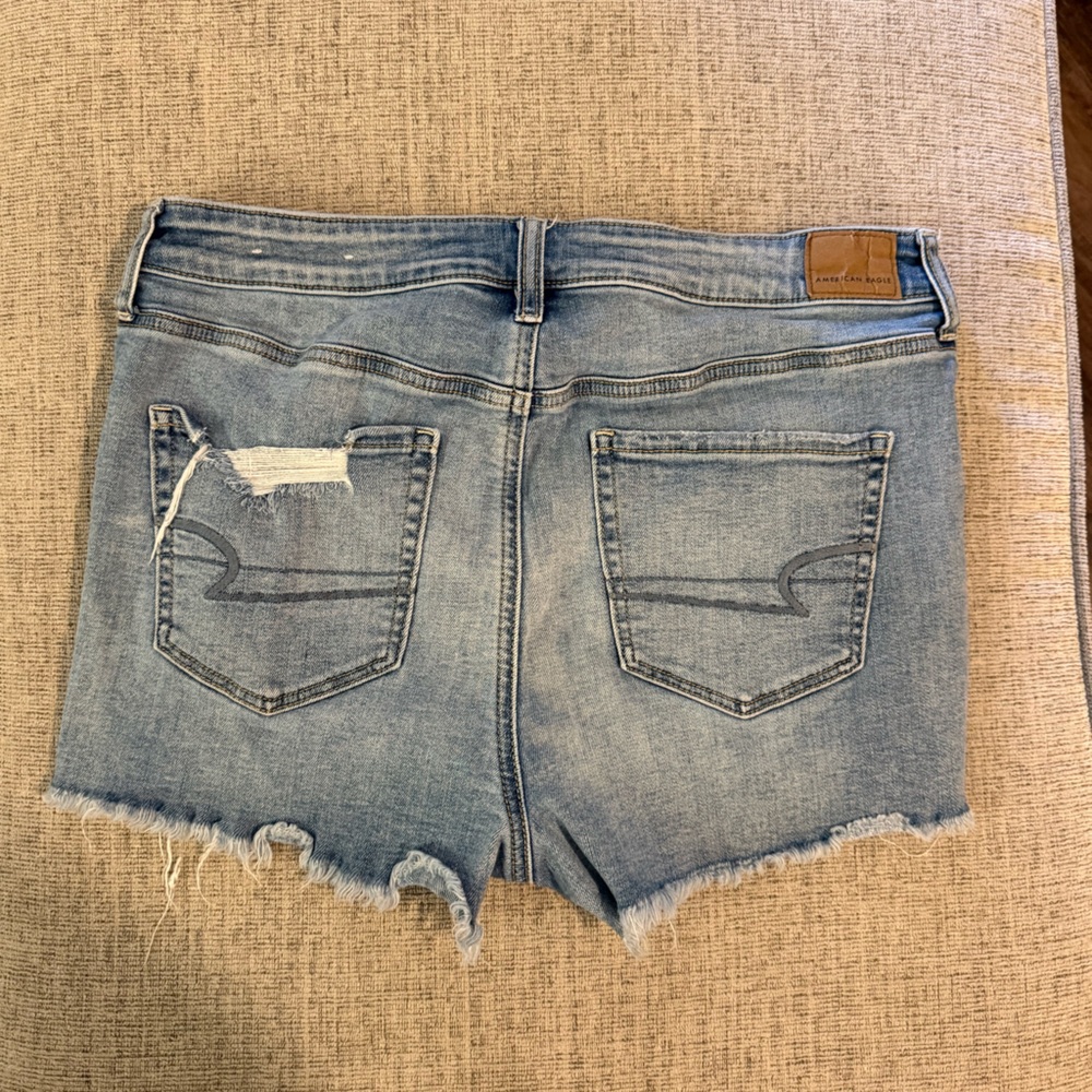 AE Next Level High-Waisted Ripped Denim Short Short size 14 - Picture 6 of 7